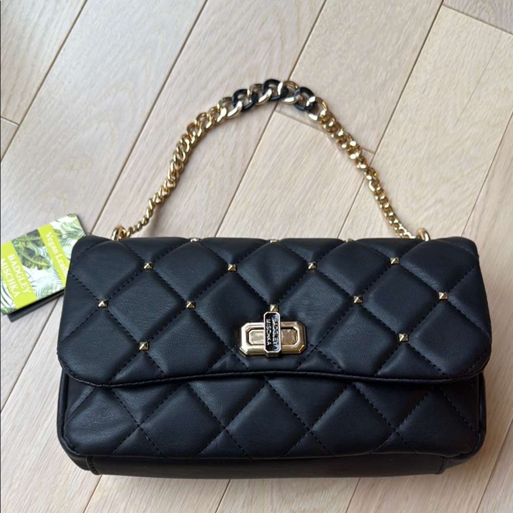 Badgley Mischka Elegant Black Quilted Handbag